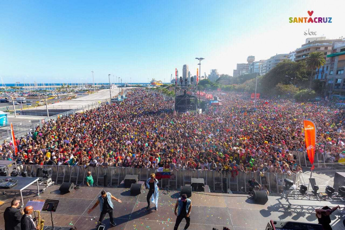 Fotografias del carnaval de dia y bailes de pinata1