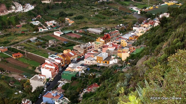 0001laangostura