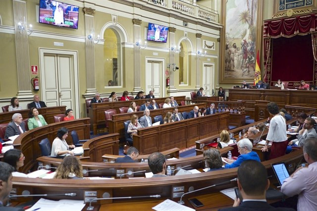 PARLAMENTO CANARIAS