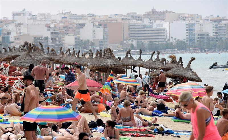 TURISTAS