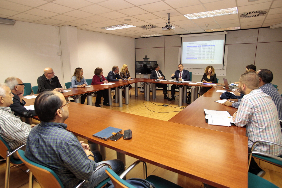 Josu00e9 Manuel Baltar preside la reuniu00f3n del Consejo de Salud en Tenerife