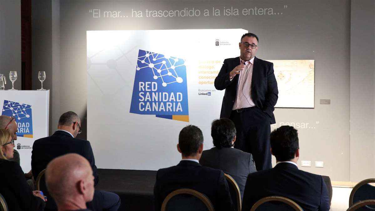 Conrado Domu00ednguez, durante la presentaciu00f3n de Red Sanidad Canaria