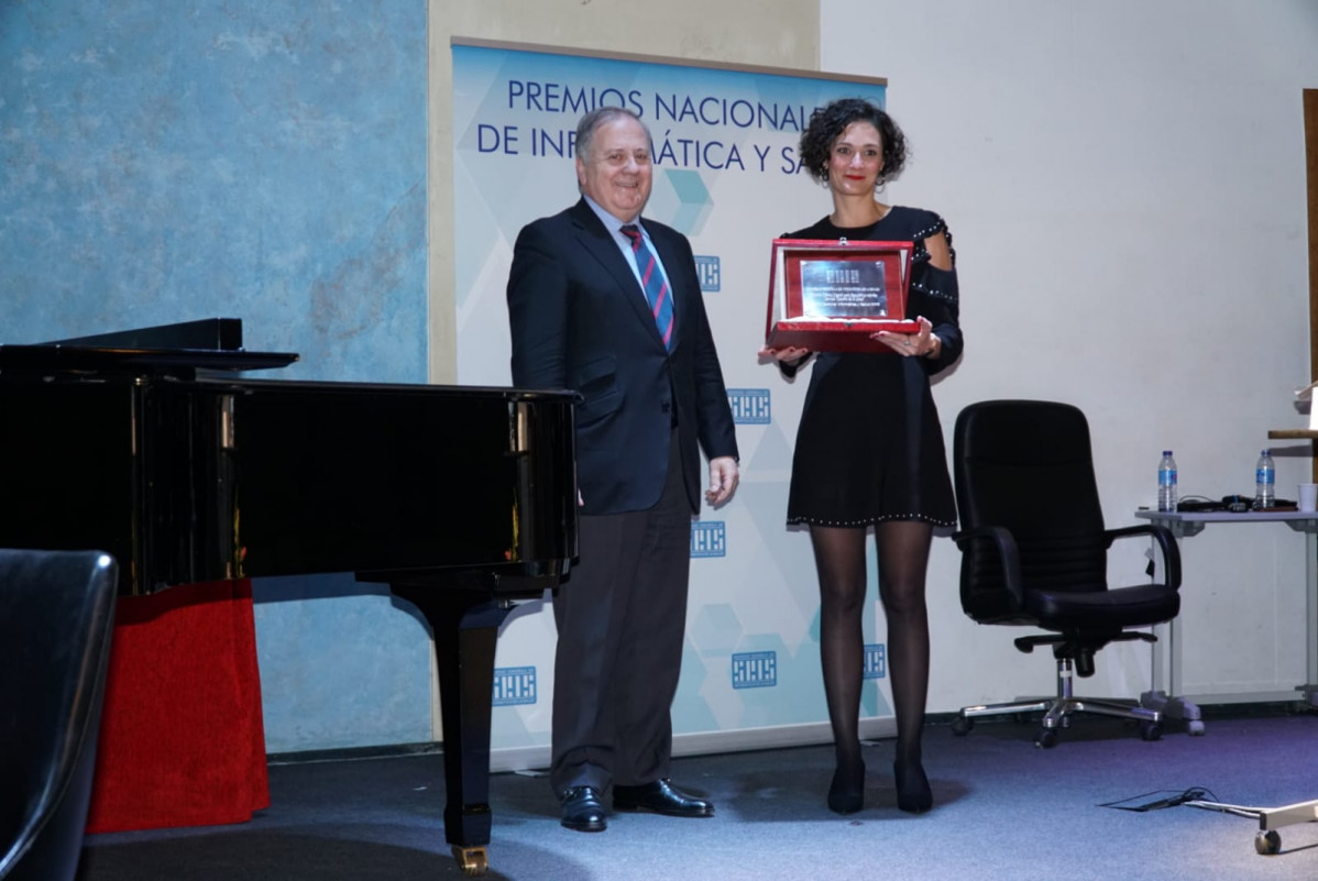 Momento de la entrega del premio