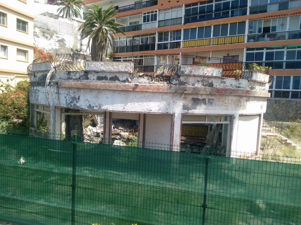 Ruinas del viejo edificio 'Cafu00e9 Paru00eds'