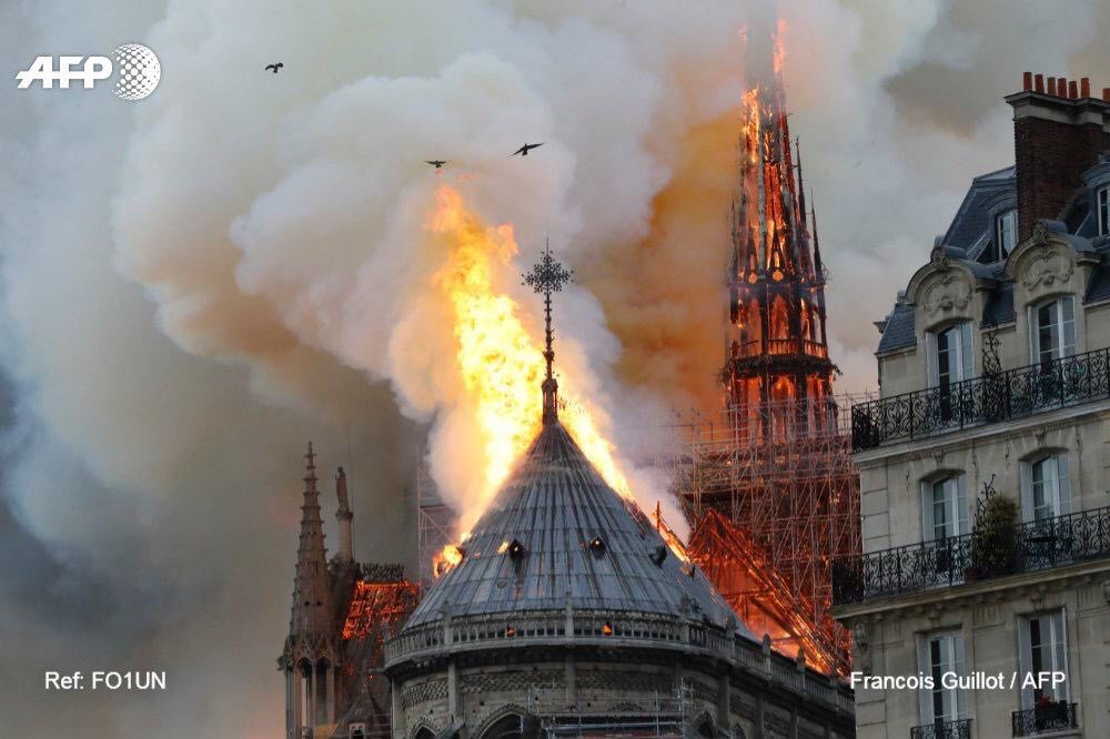 Notre Dame incendio