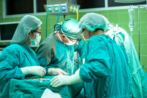 Surgery 1822458 1920