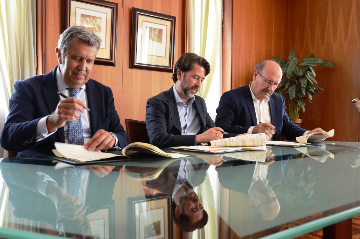 Cabildo, IAC y Fundaciu00f3n Incyde Incubadora Alta Tecnologu00eda (1)