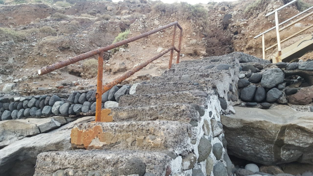 Acceso playa Igueste de San Andreu0301s 2