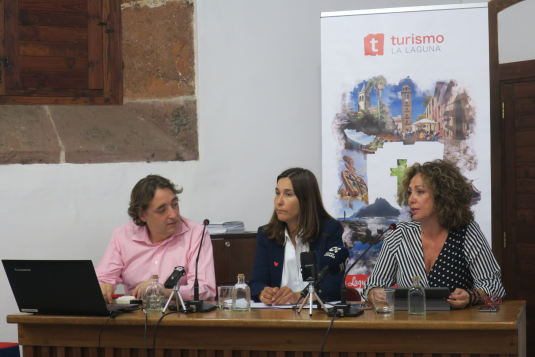 Monica martin y castau00f1eda la laguna 2018