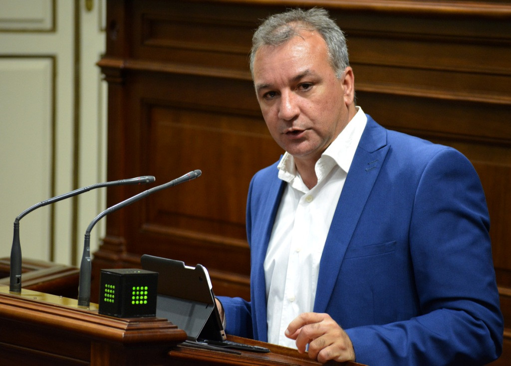 Nueva Canarias luis Campos
