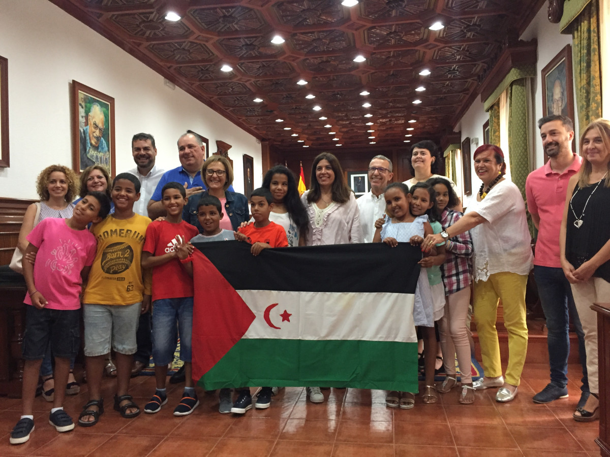 RECIBIMIENTO NIu00d1OS SAHARAUIS (13)