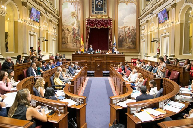 PARLAMENTO