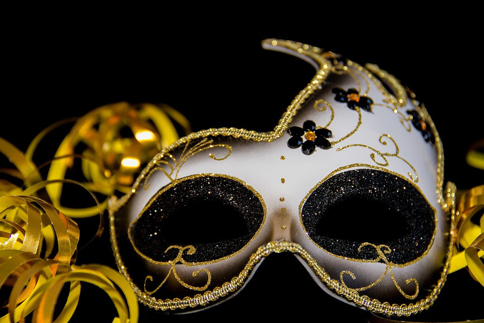 MASCARA DE CARNAVAL