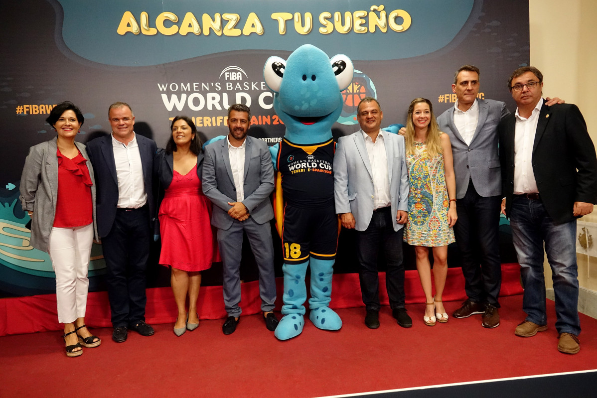 TRG 070818presentaciu00f3n mascota baloncesto10