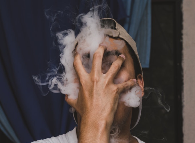 FUMAR