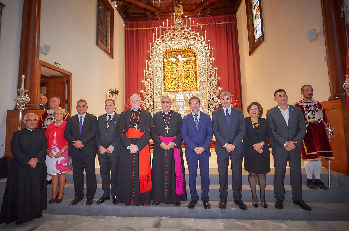 inaugu retablo cristo LL tc  12