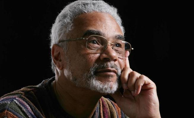Clayborne carson director del instituto martin luther king de la universidad de stanford marquette university