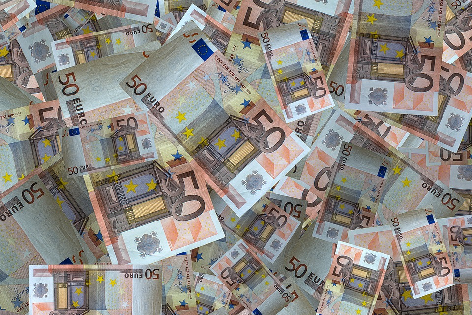 EUROS