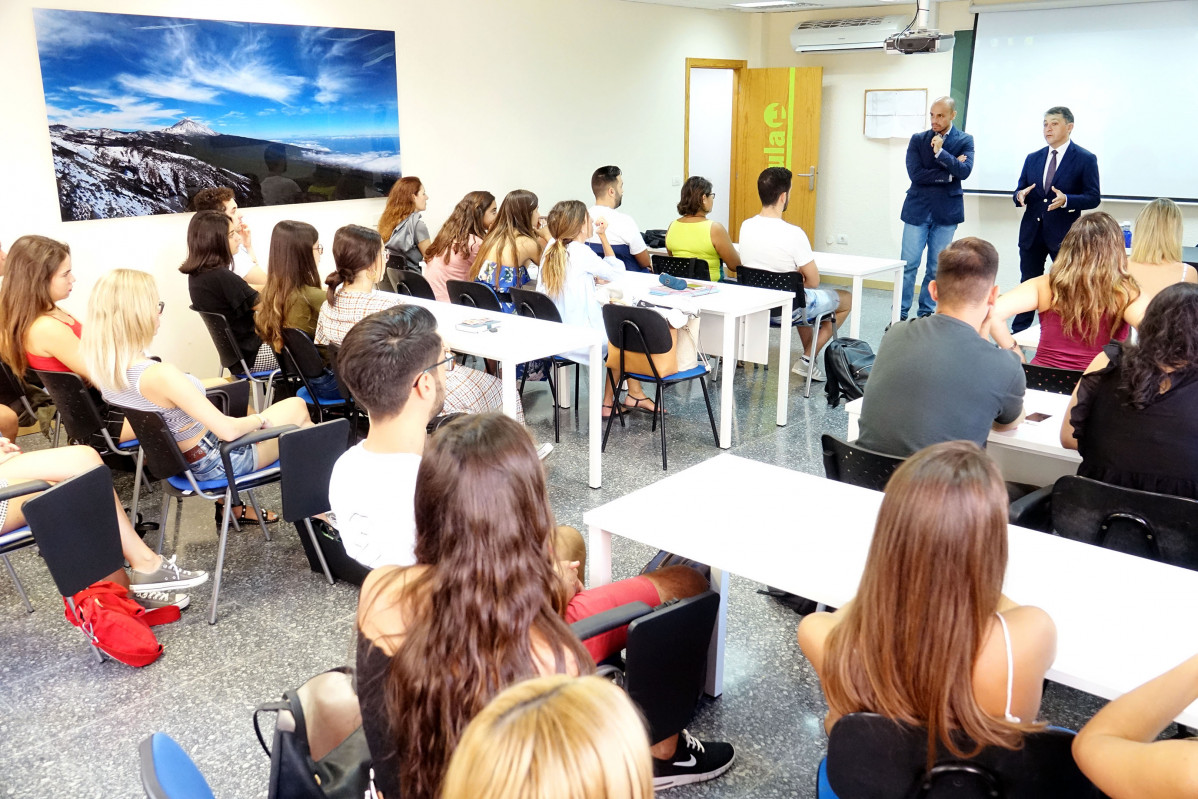 180924 Escuela de Turismo 3