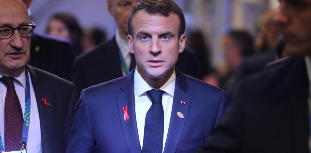 Macron 2