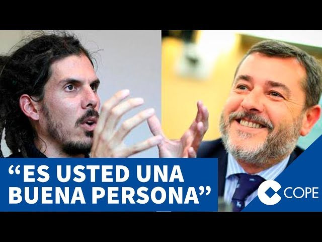 Insólito: un diputado de Podemos piropea a otro del PP