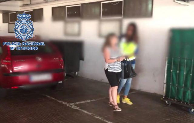 Detenidos estrangular y quemar sintecho