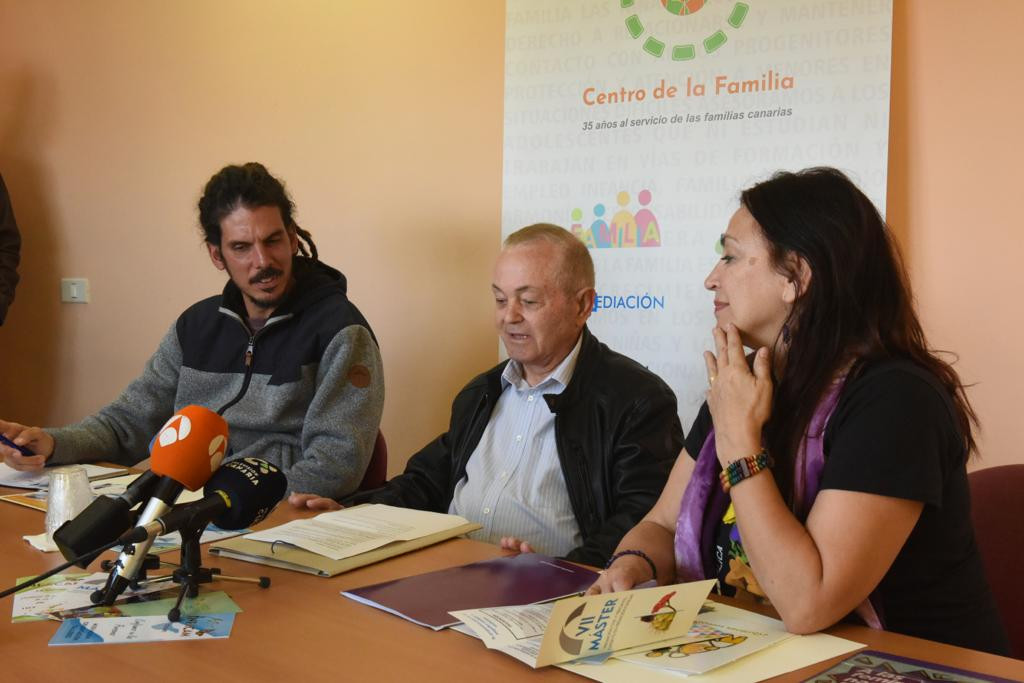 Alberto Rodru00edguez Maria del Rioz Centro Familia Tenerife