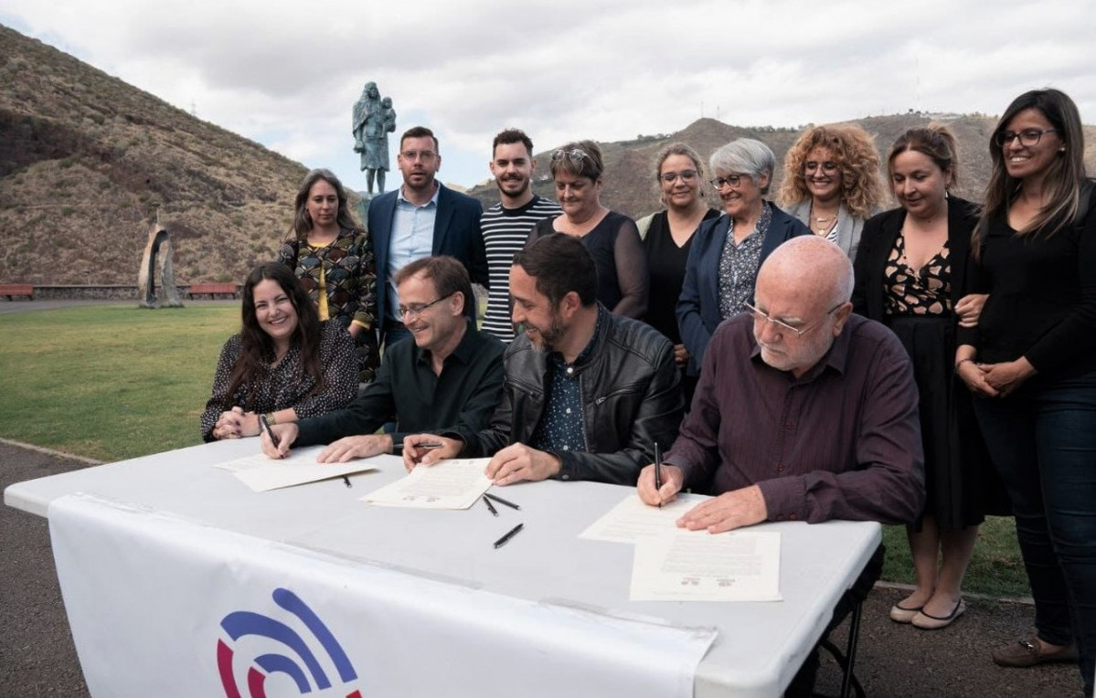 Firma del acuerdo de Araguy (4)